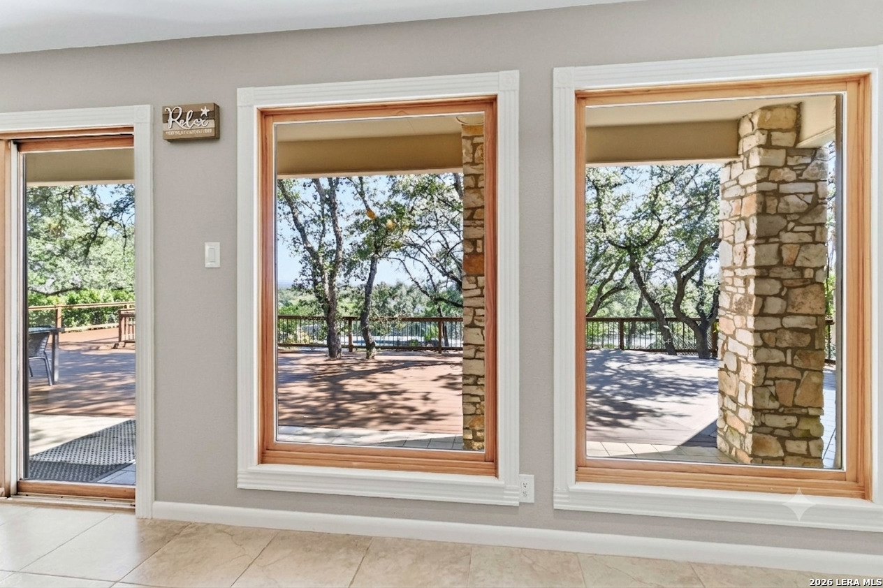 318 Remington Dr
