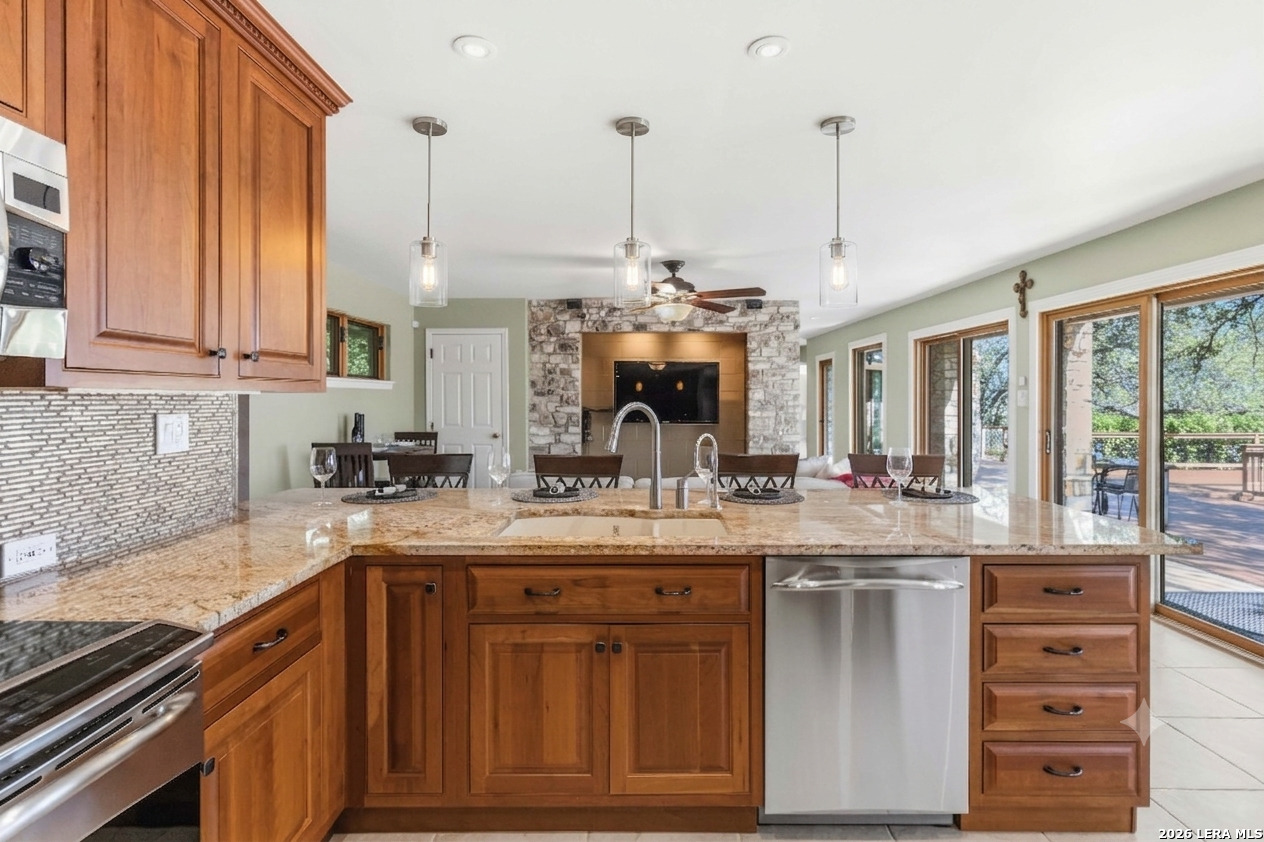 318 Remington Dr