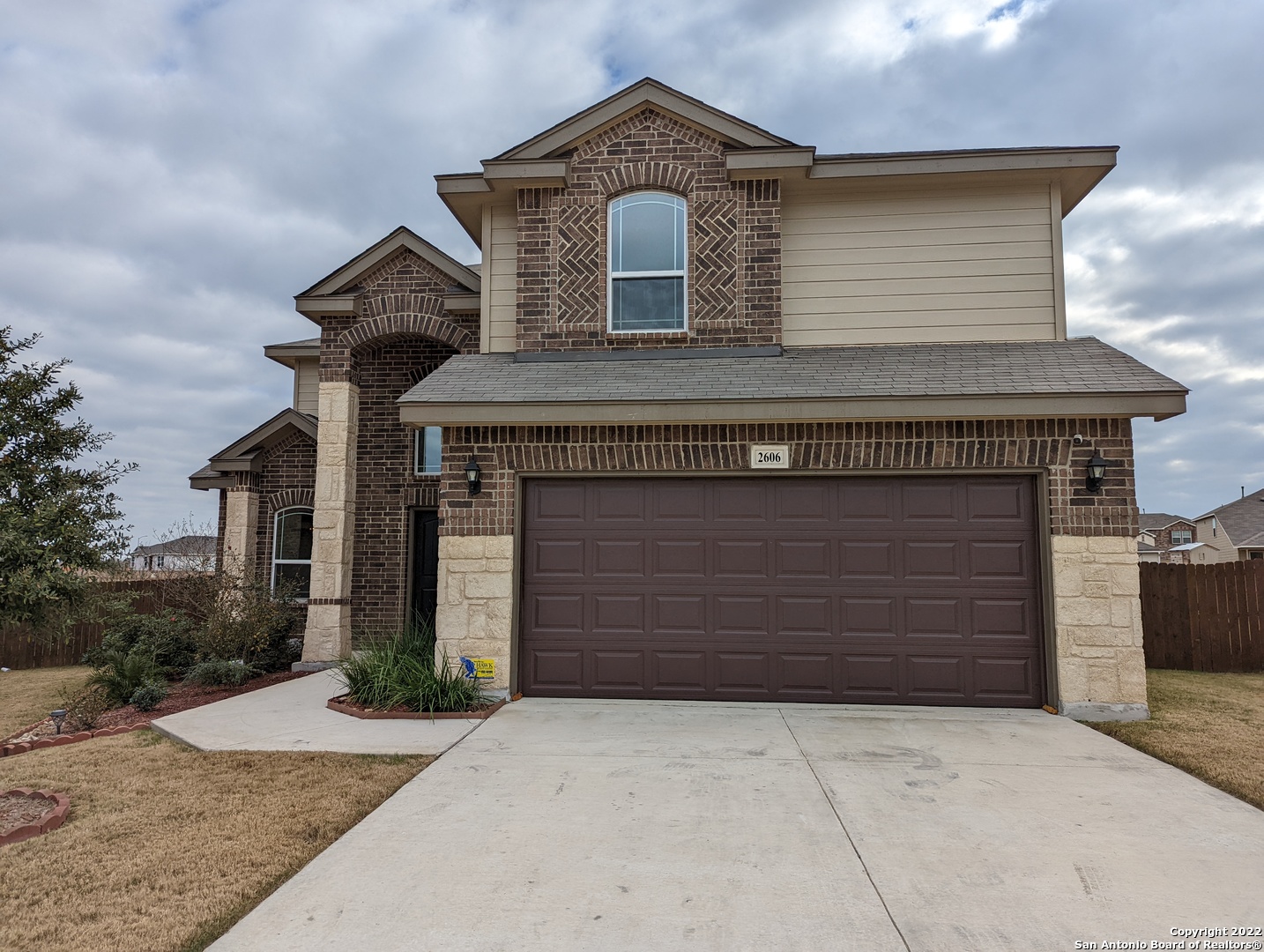 2606 PARIA CYN
