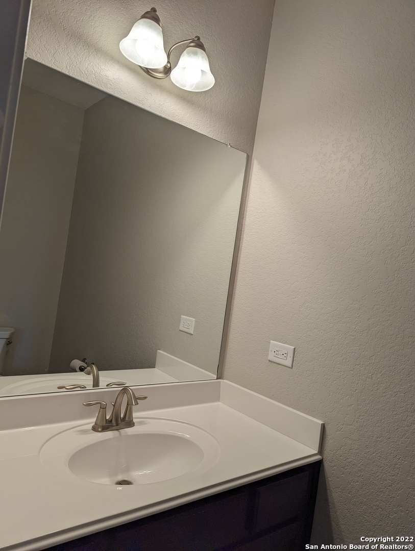 2606 PARIA CYN