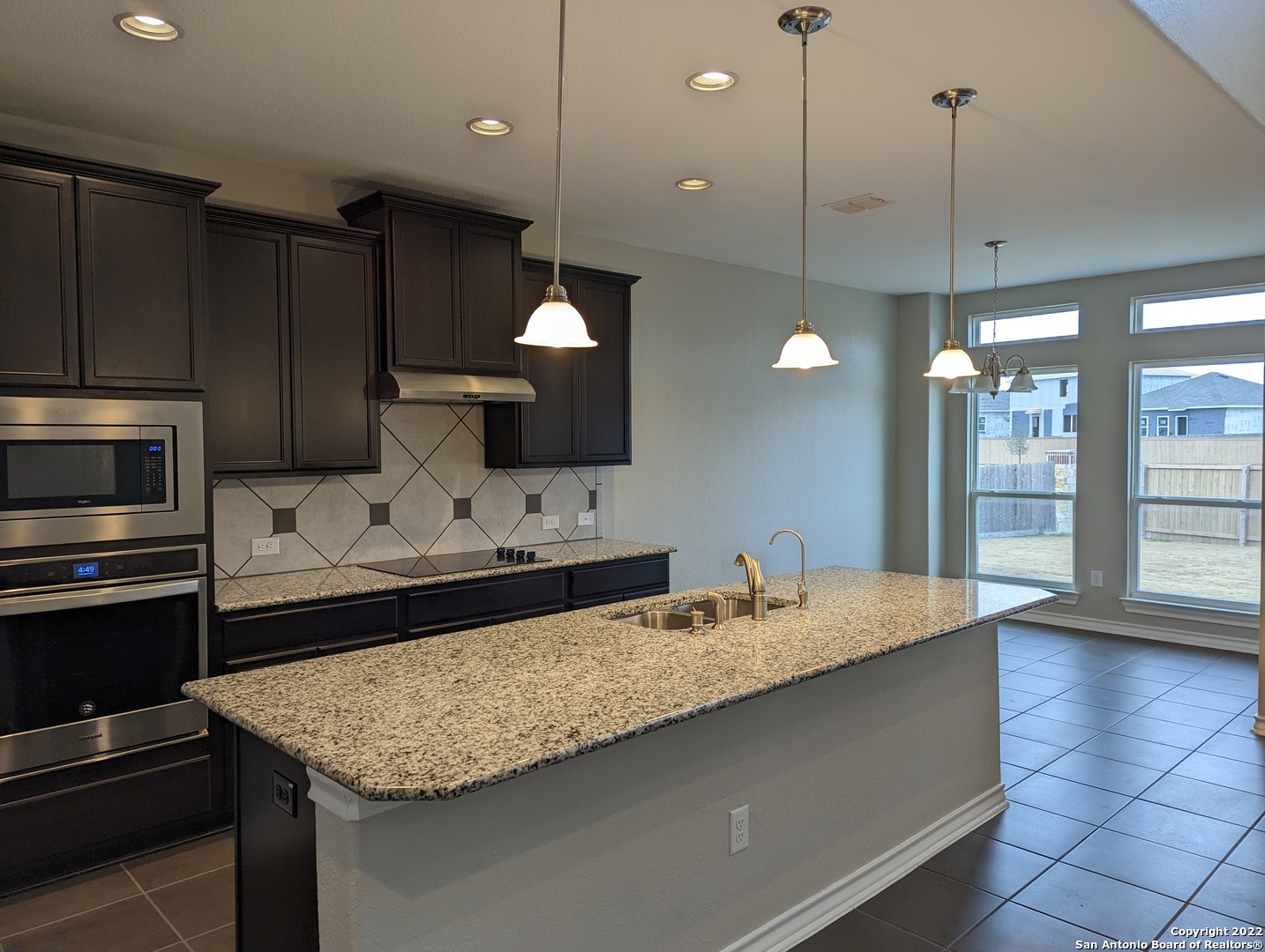 2606 PARIA CYN
