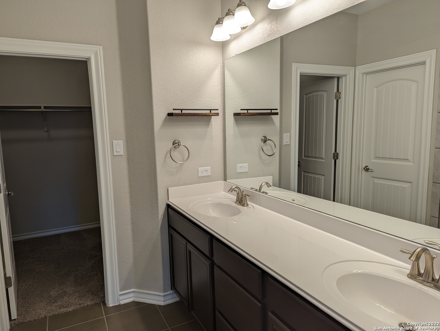 2606 PARIA CYN