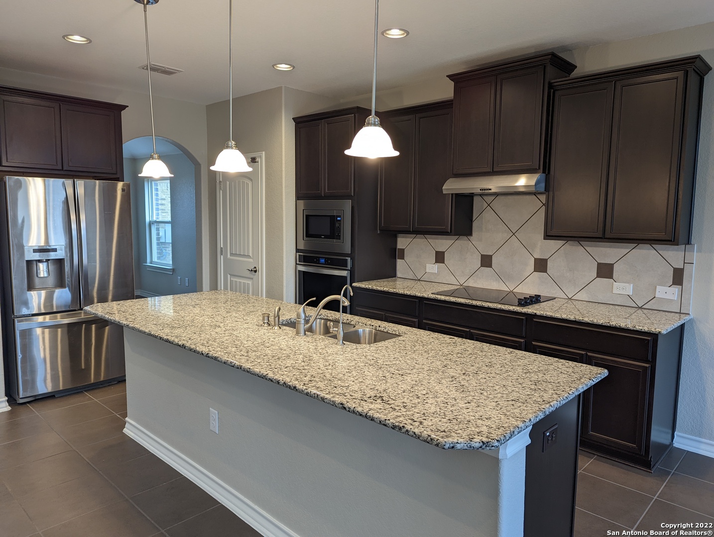 2606 PARIA CYN