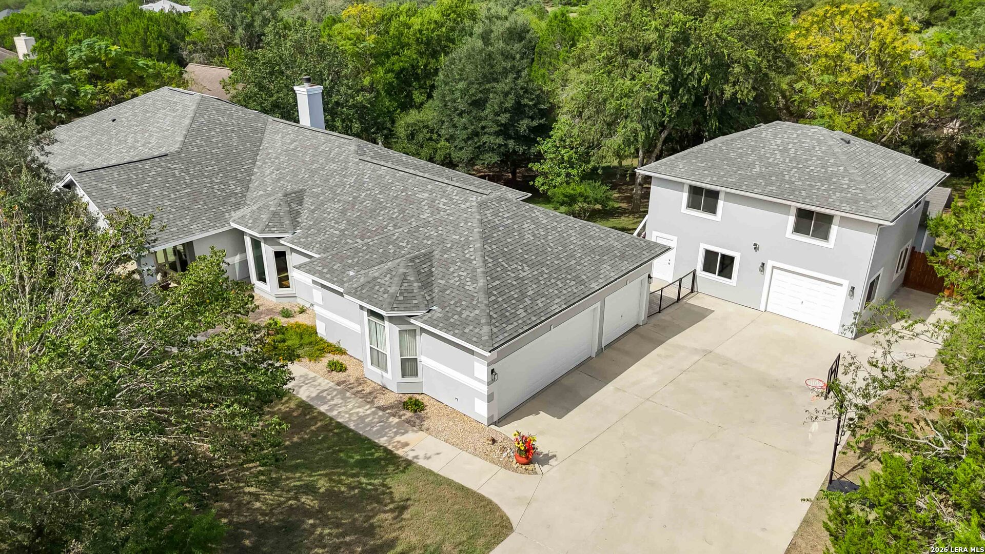 21927 PARK VIEW DR