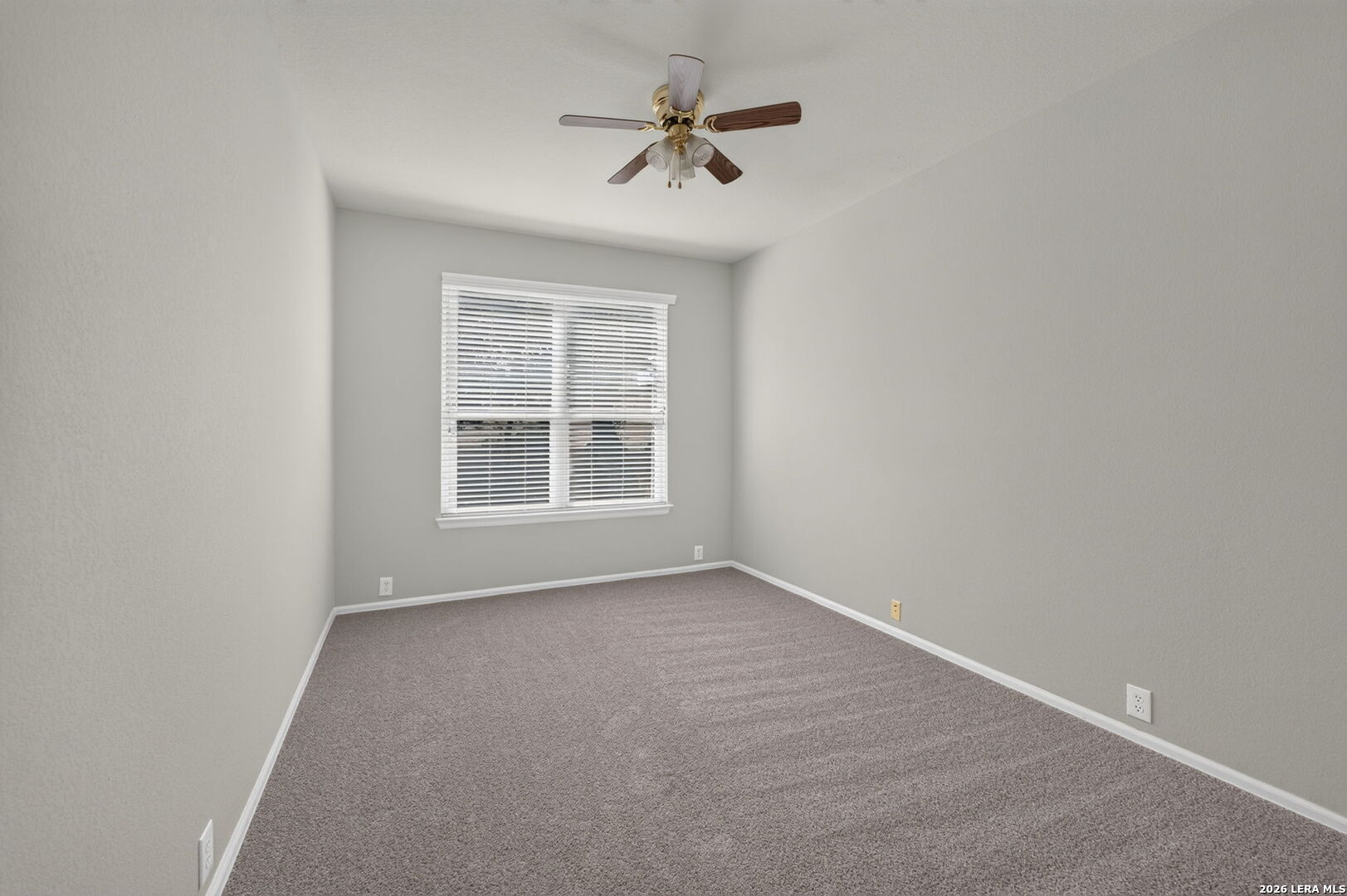 4718 River Rock