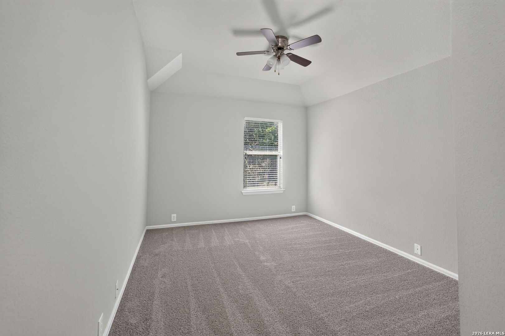 4718 River Rock