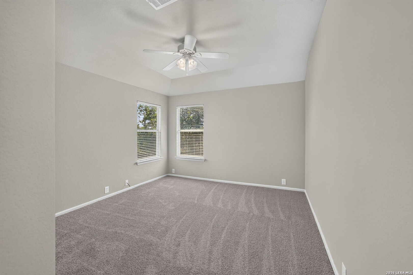 4718 River Rock
