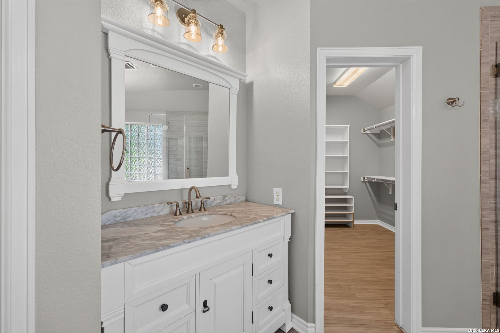 4718 River Rock