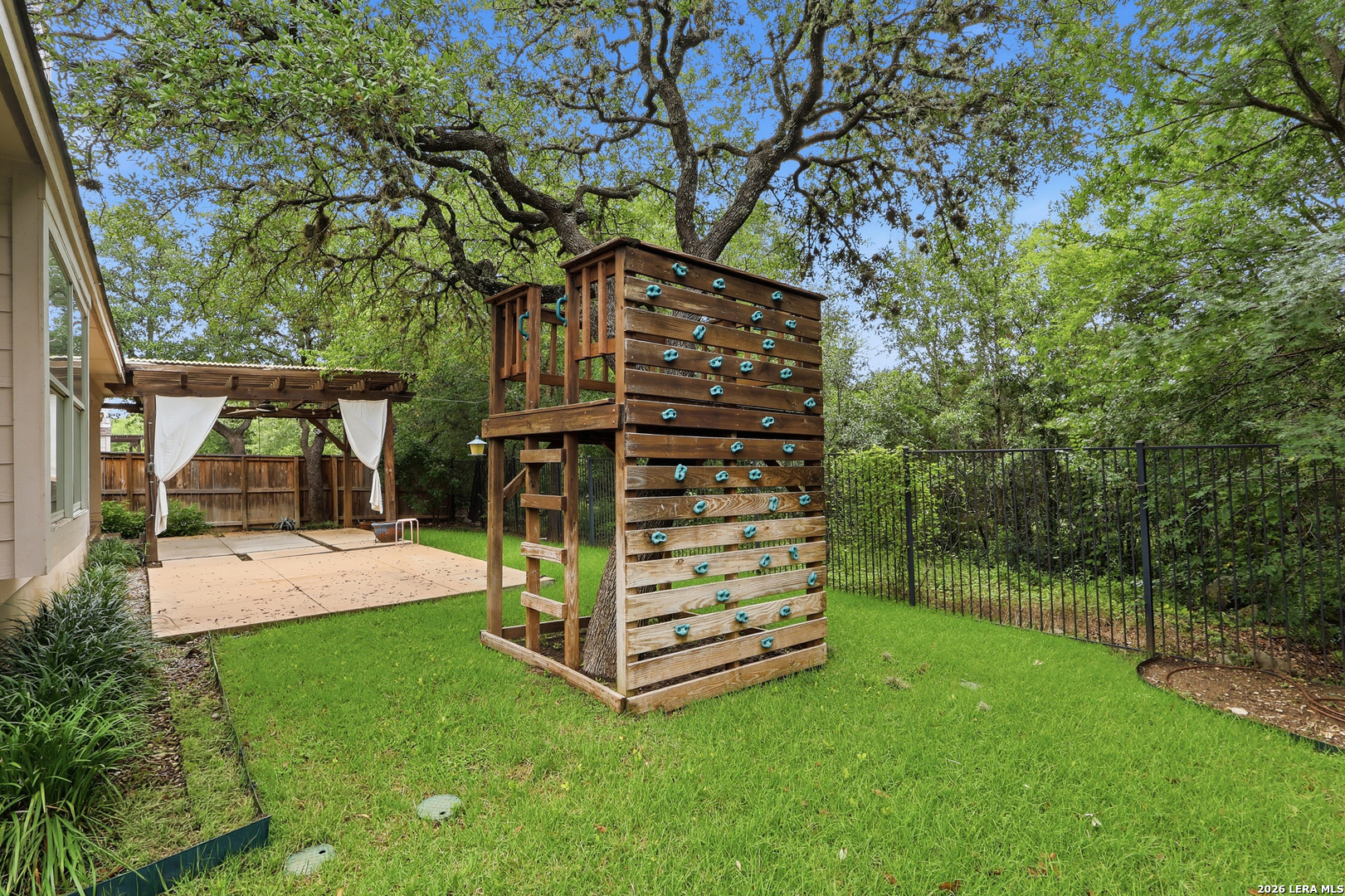 1222 Stetson