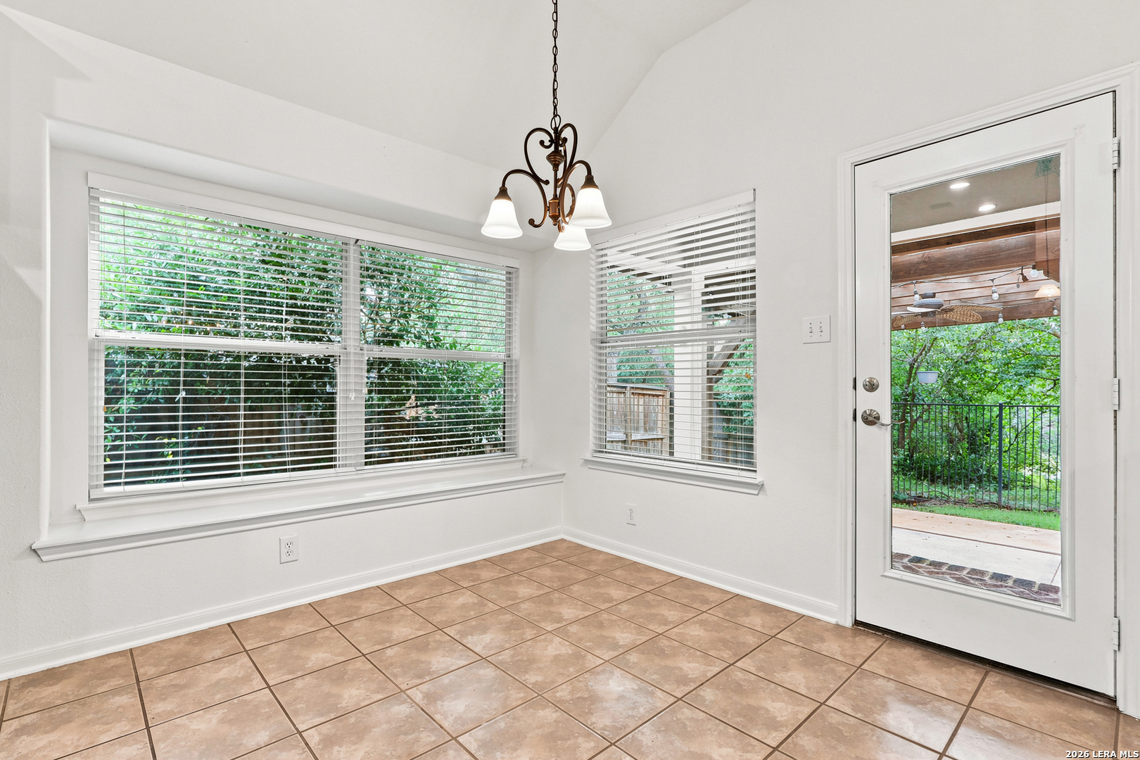 1222 Stetson