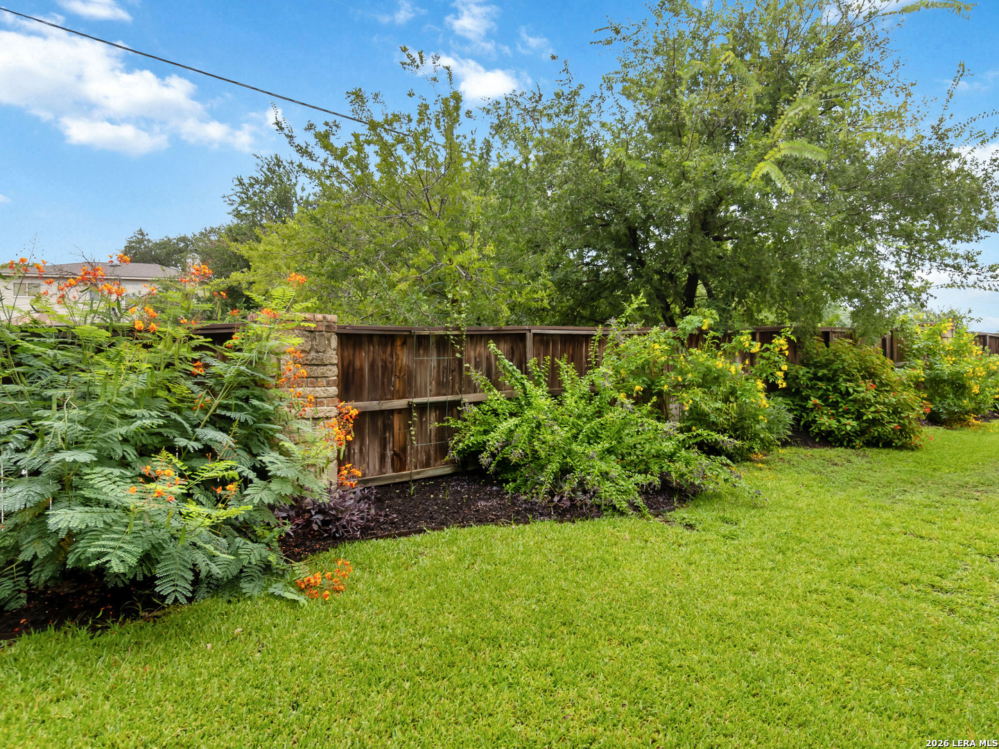 7426 Carriage Bay