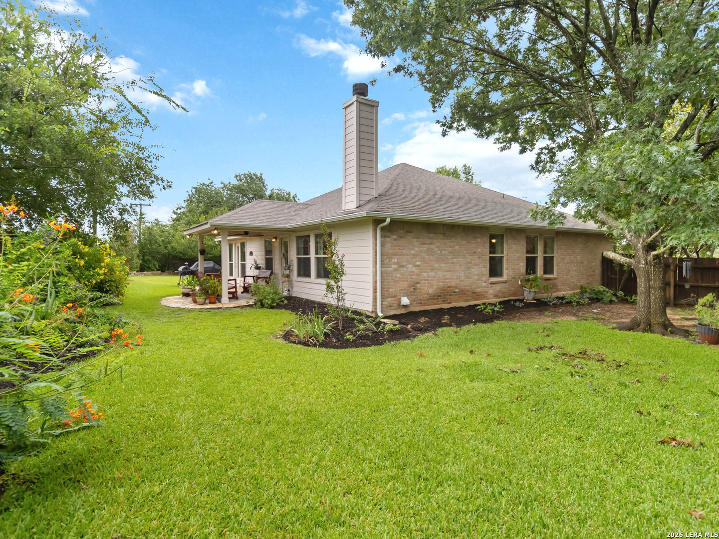 7426 Carriage Bay