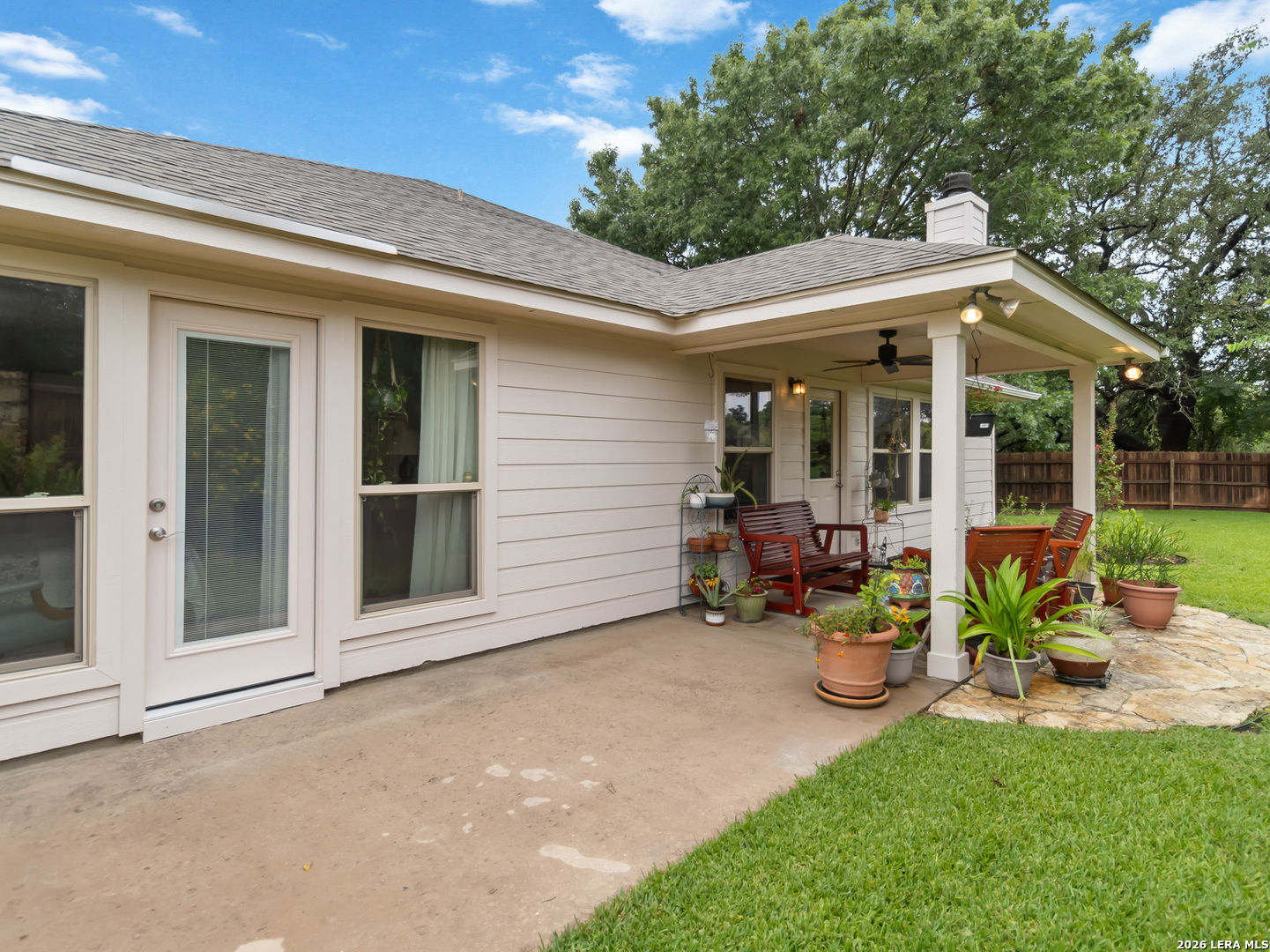 7426 Carriage Bay