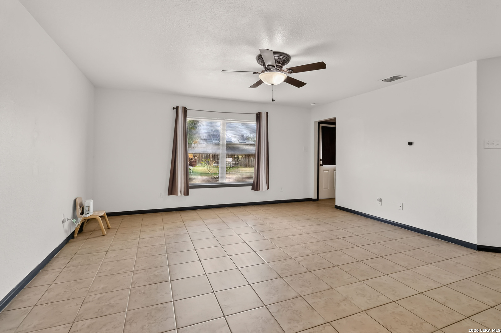 12207 Claiborne