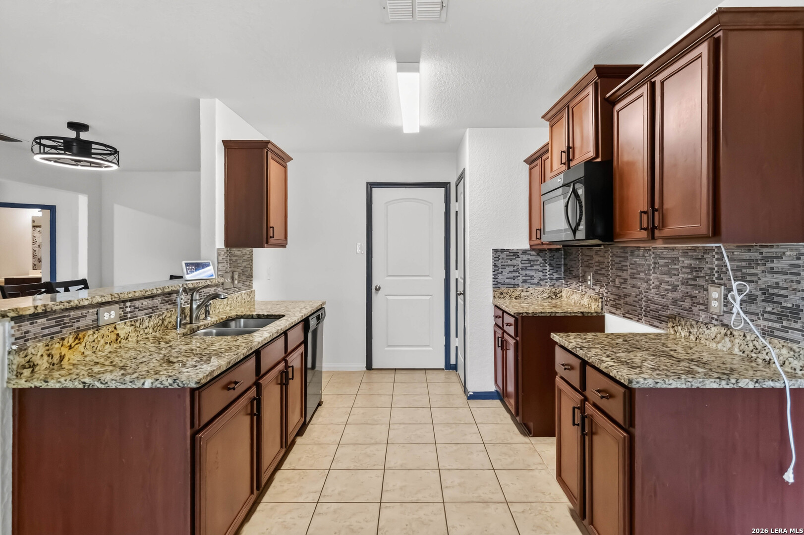 12207 Claiborne