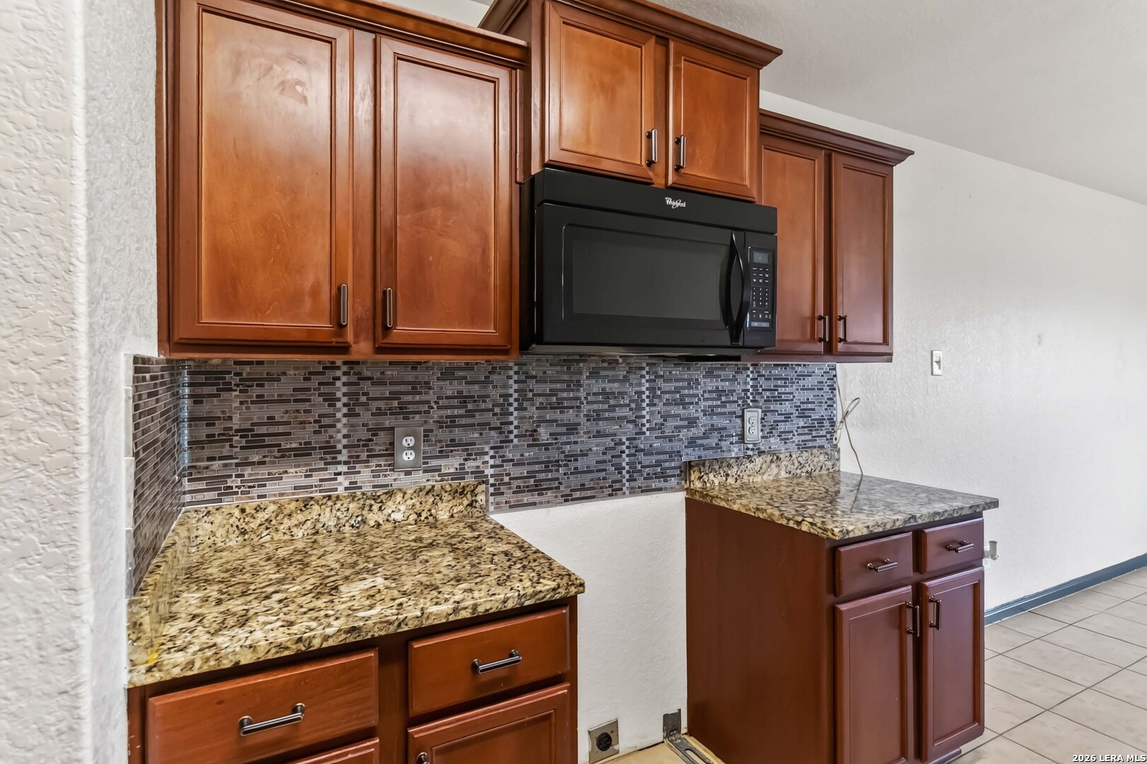 12207 Claiborne
