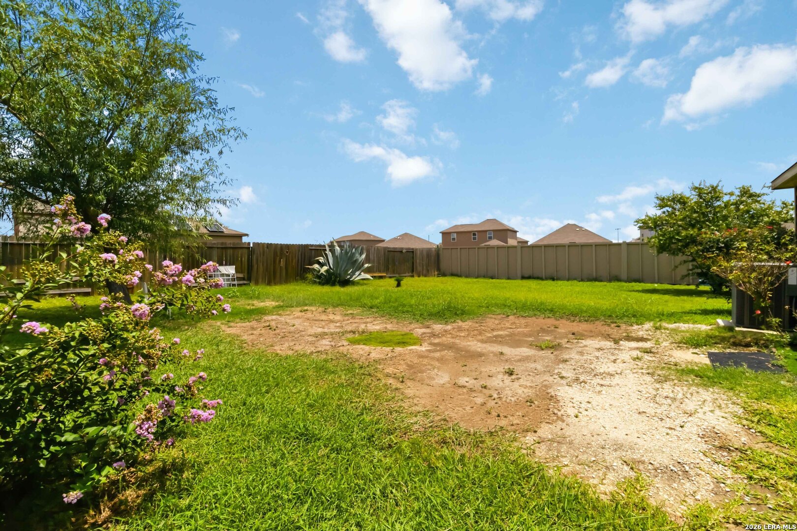12207 Claiborne