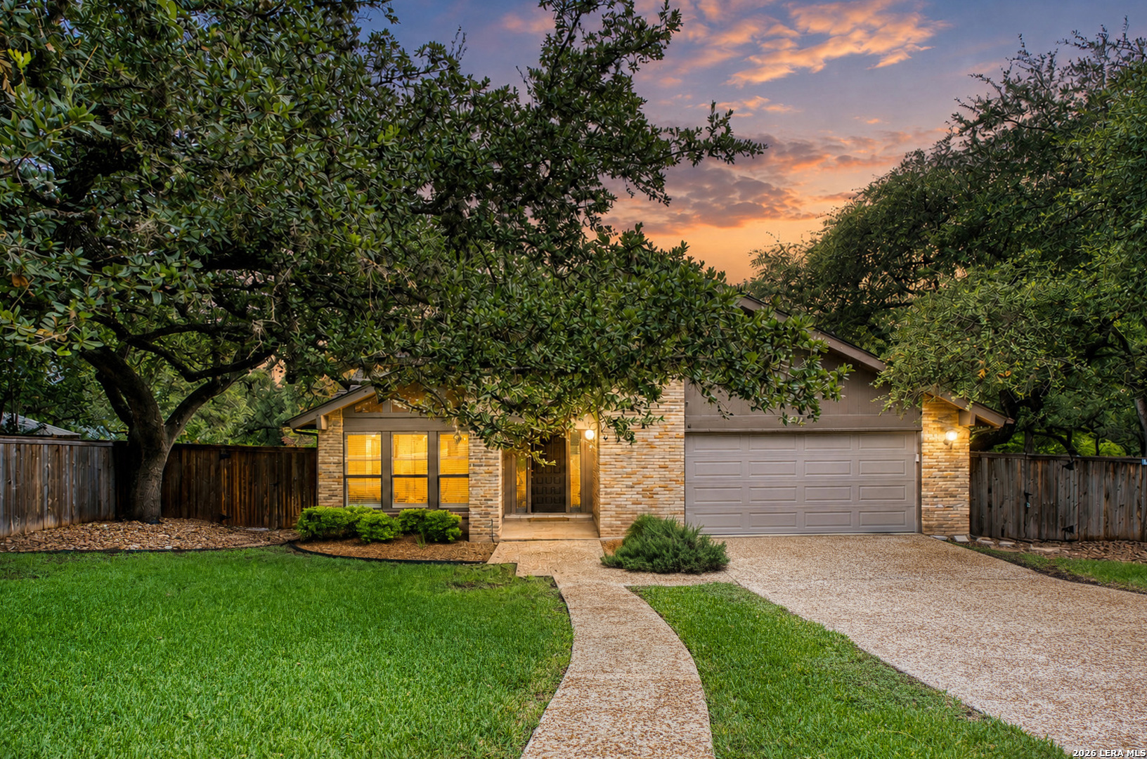 13207 N HUNTERS CIR