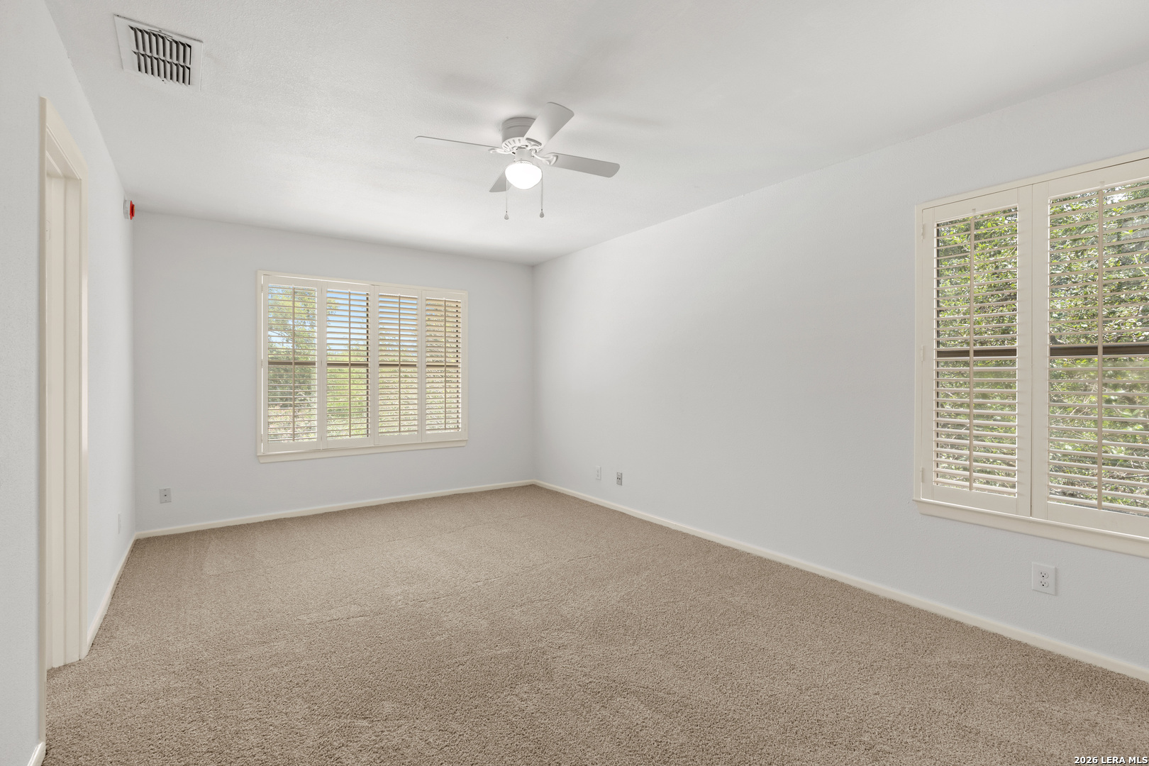 13207 N HUNTERS CIR