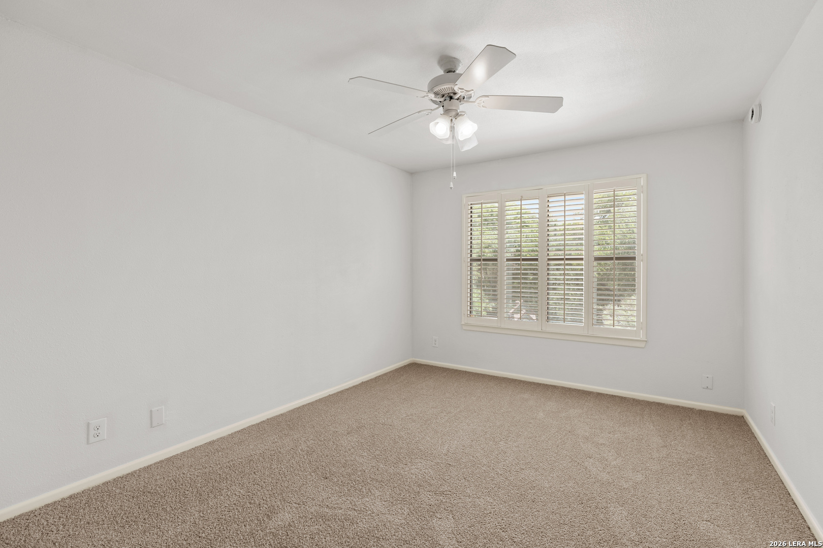13207 N HUNTERS CIR
