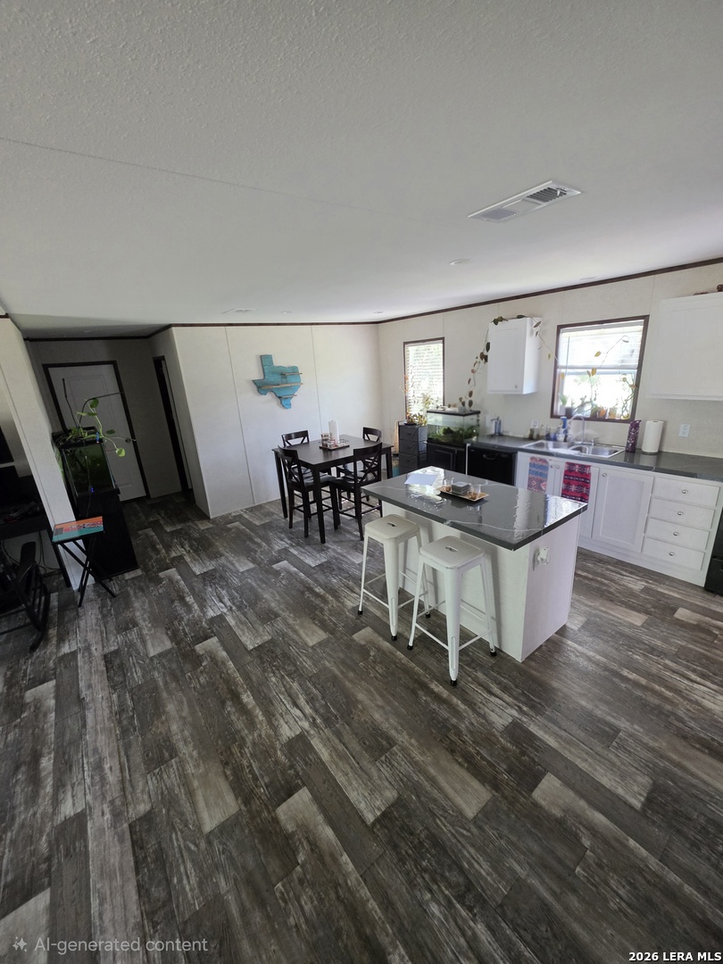 24283 US HIGHWAY 281 S