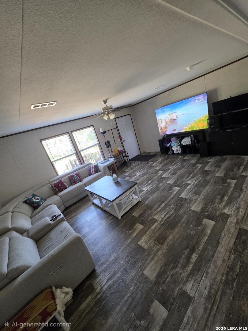 24283 US HIGHWAY 281 S
