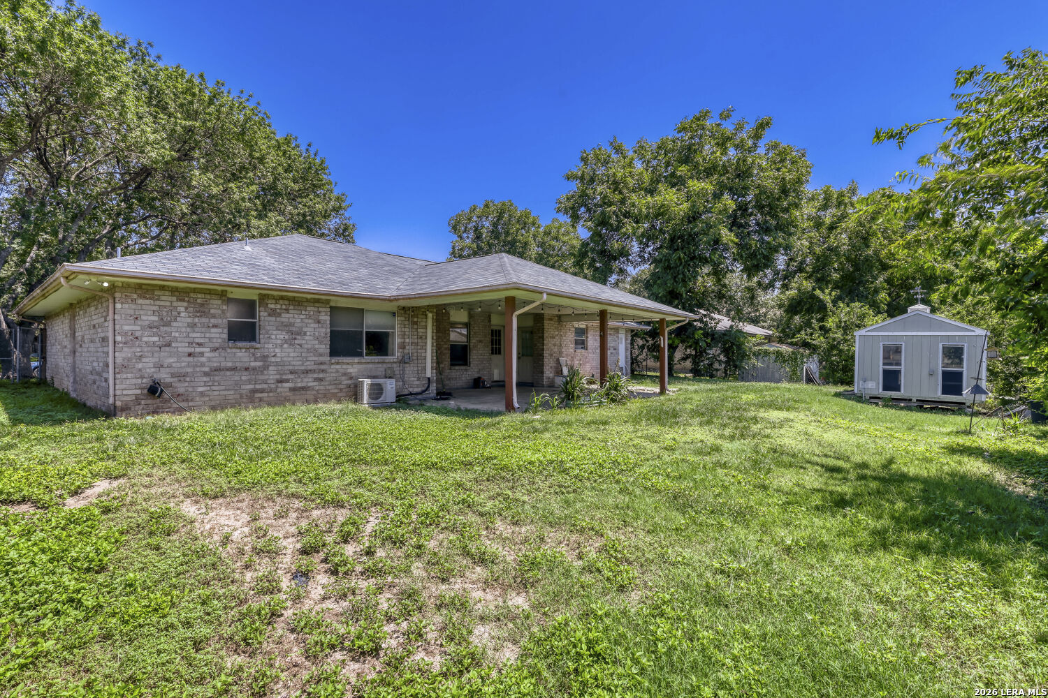 9210 SHADOW LAWN CIR