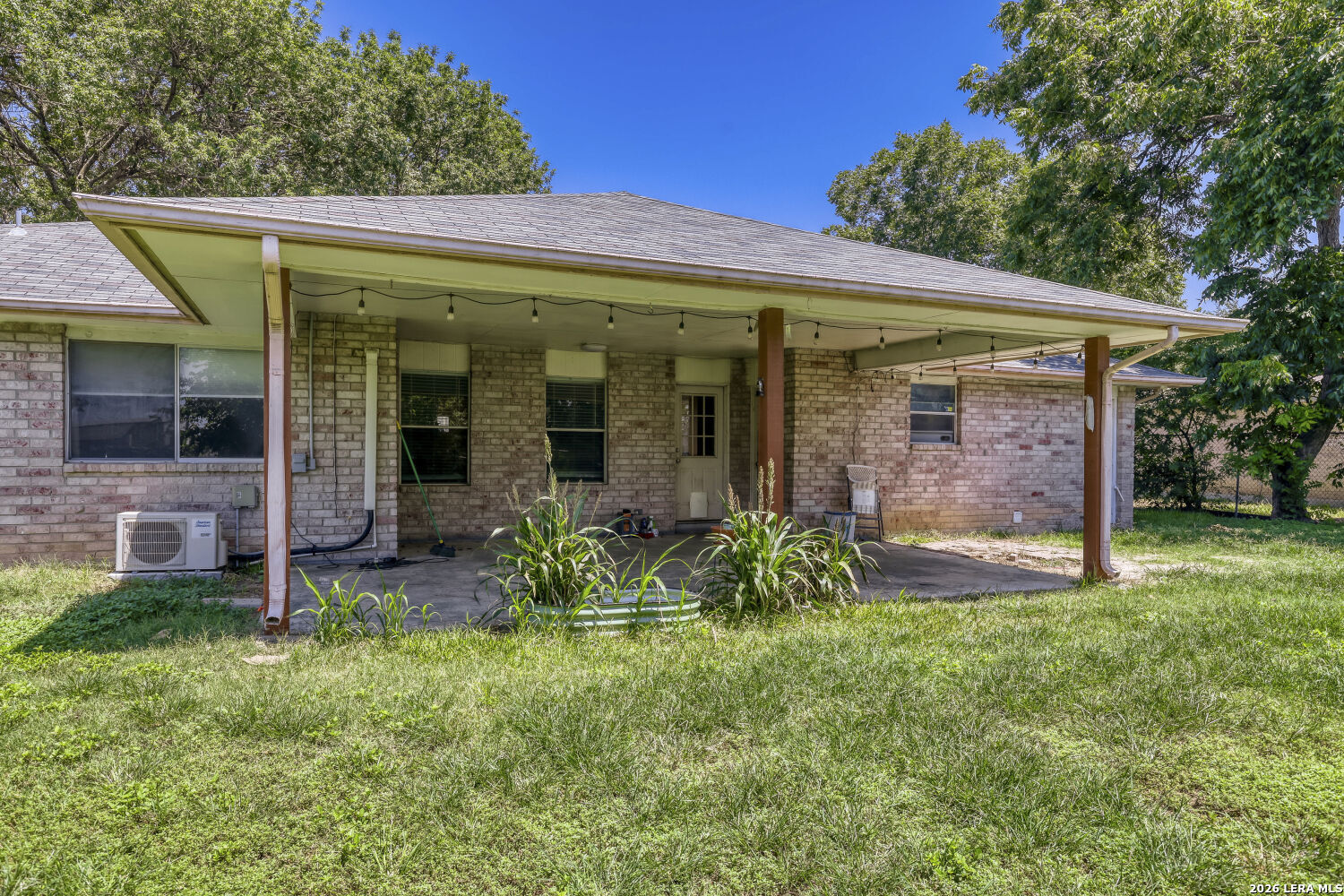 9210 SHADOW LAWN CIR