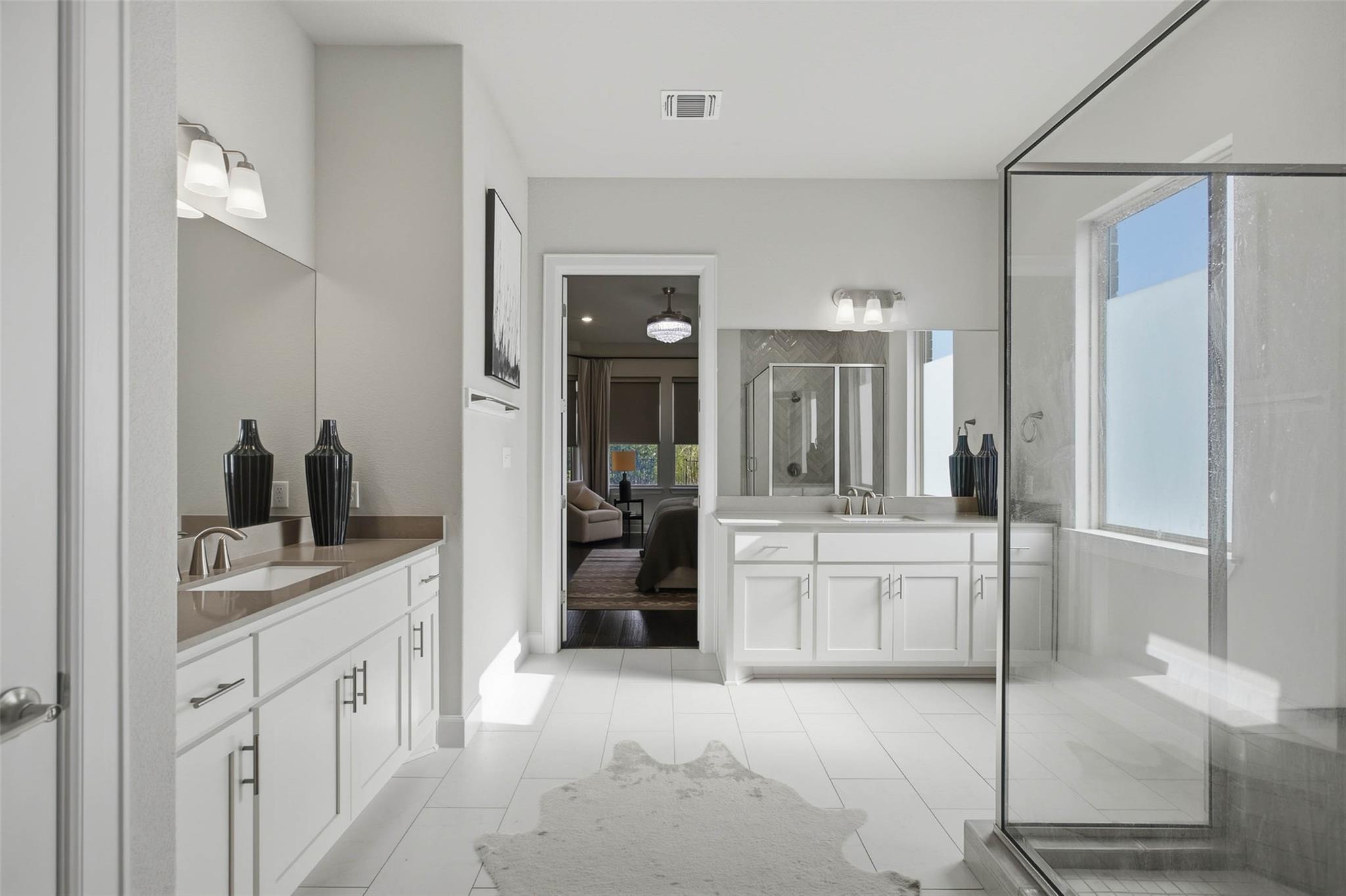 7009 Empresa DR