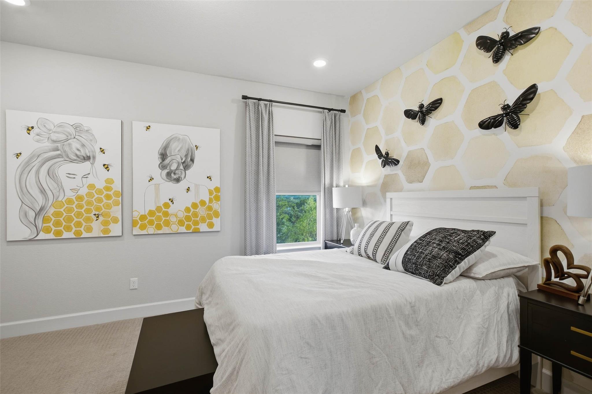 7009 Empresa DR