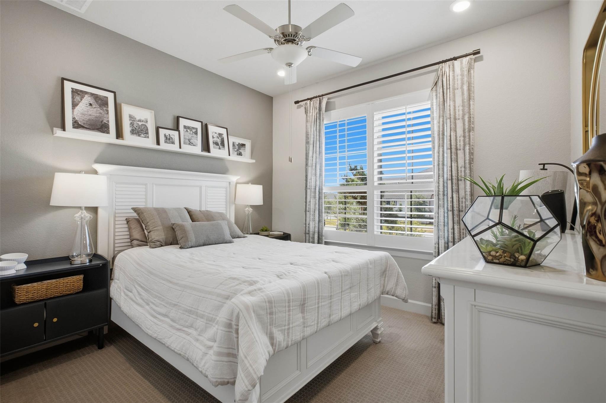 7009 Empresa DR