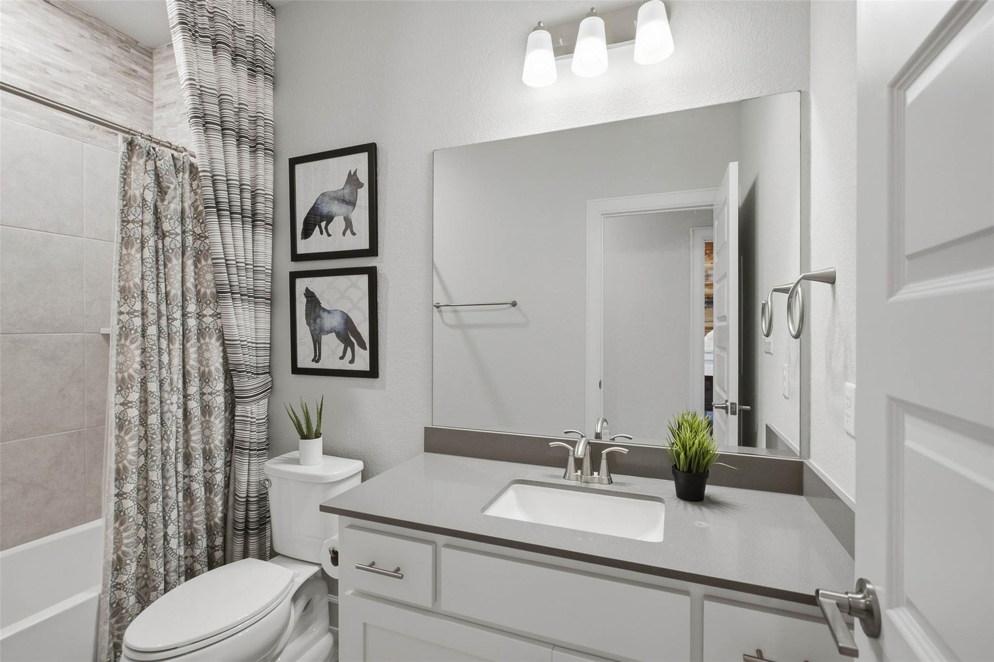 7009 Empresa DR