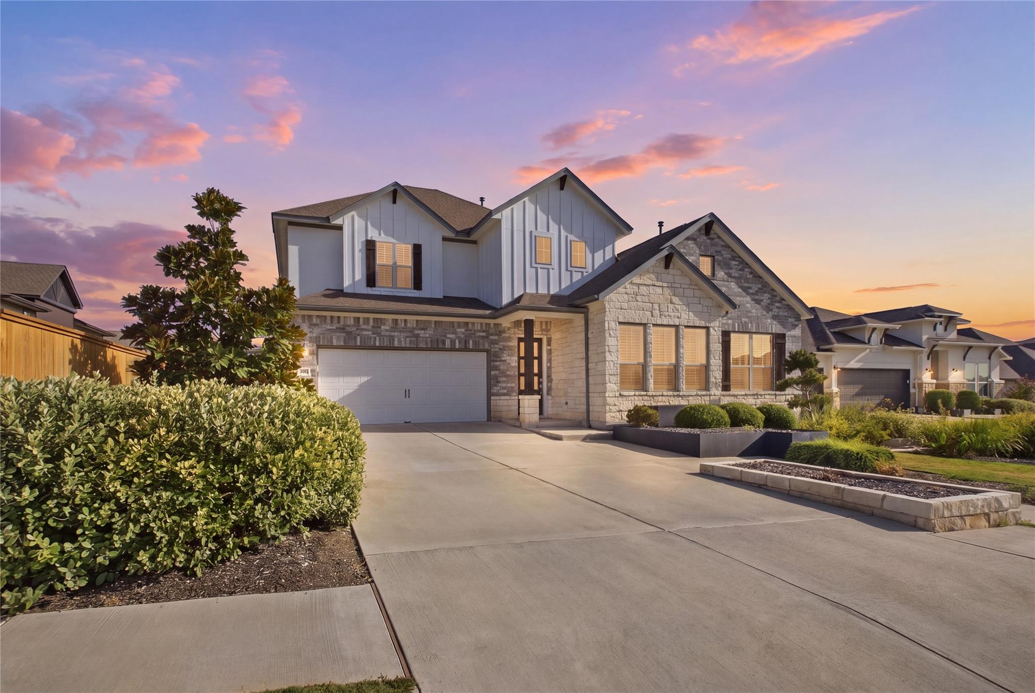 7009 Empresa DR