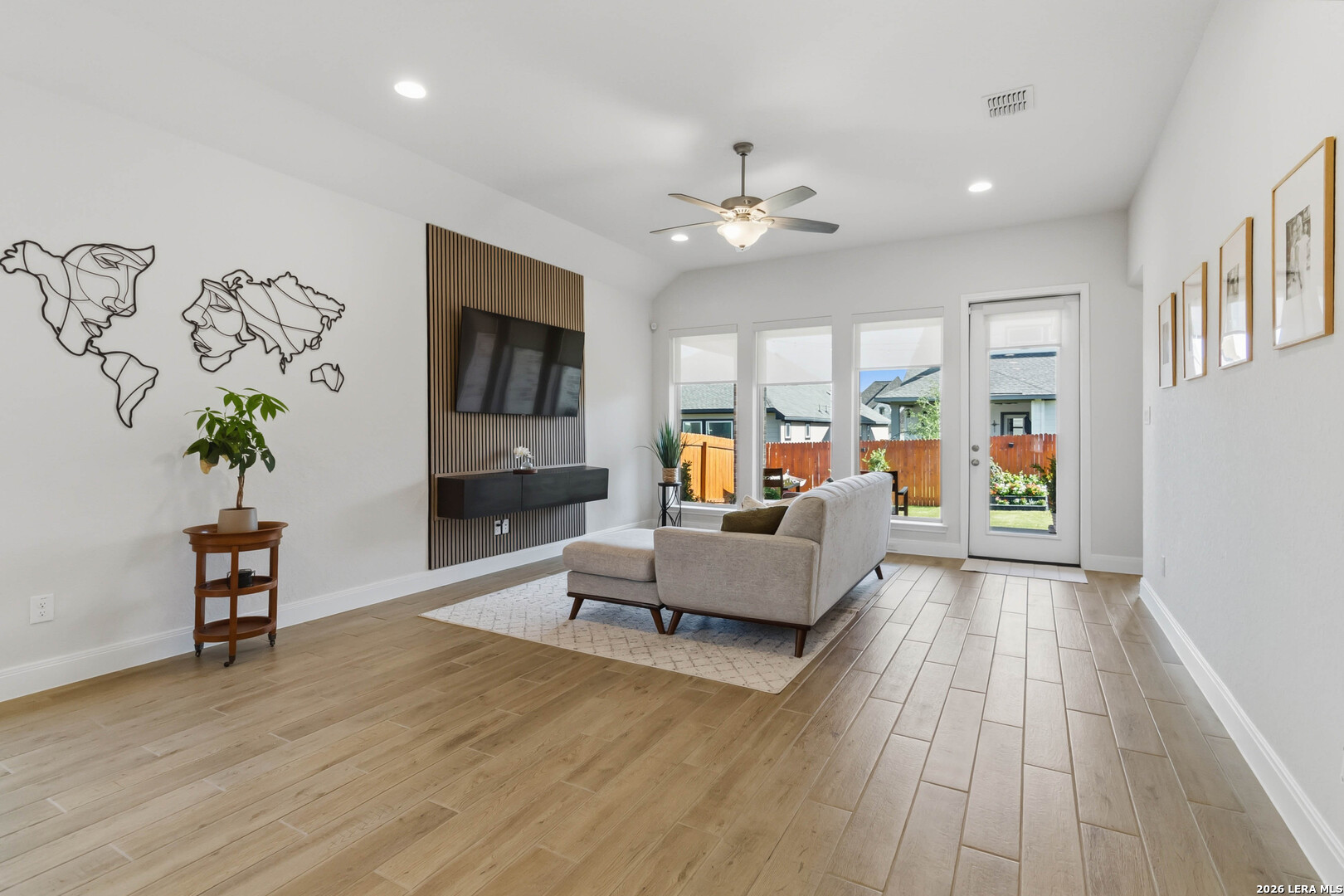 2614 SUNCADIA LN