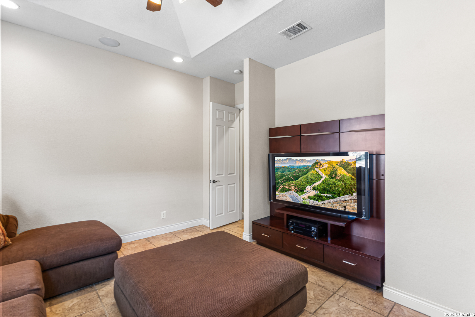 25022 ESTANCIA CIR