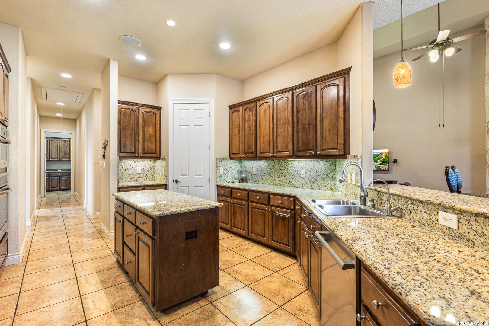 25022 ESTANCIA CIR