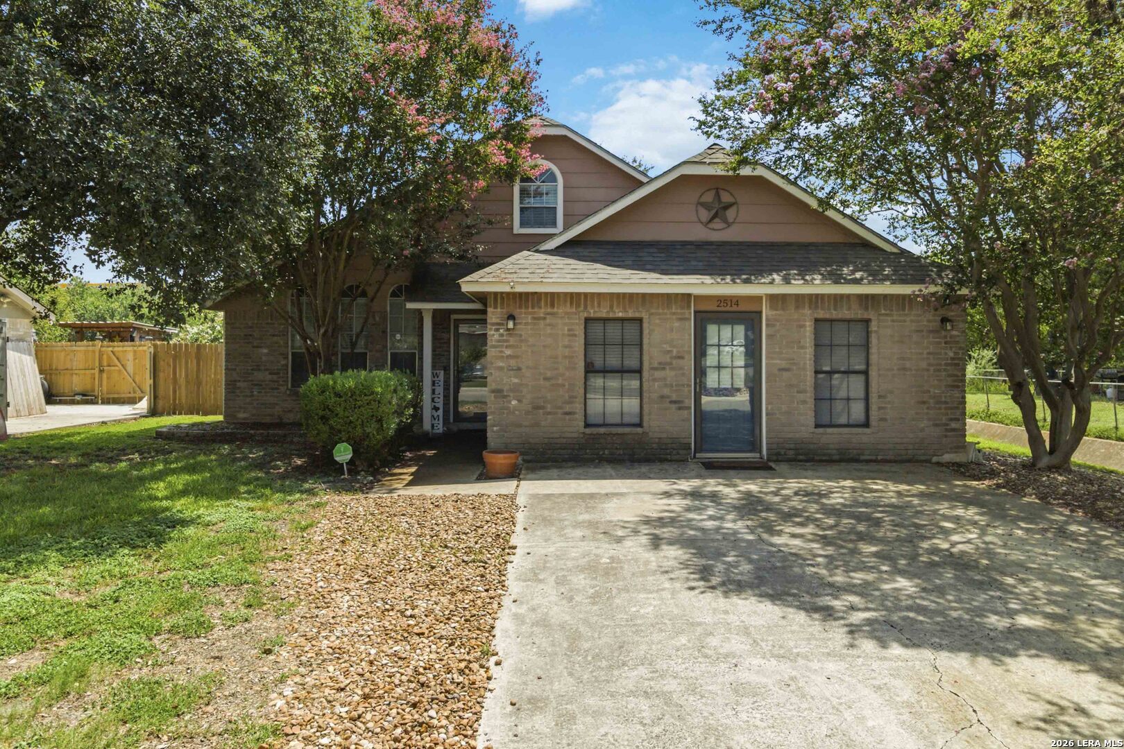 2514 MOSS BLUFF ST