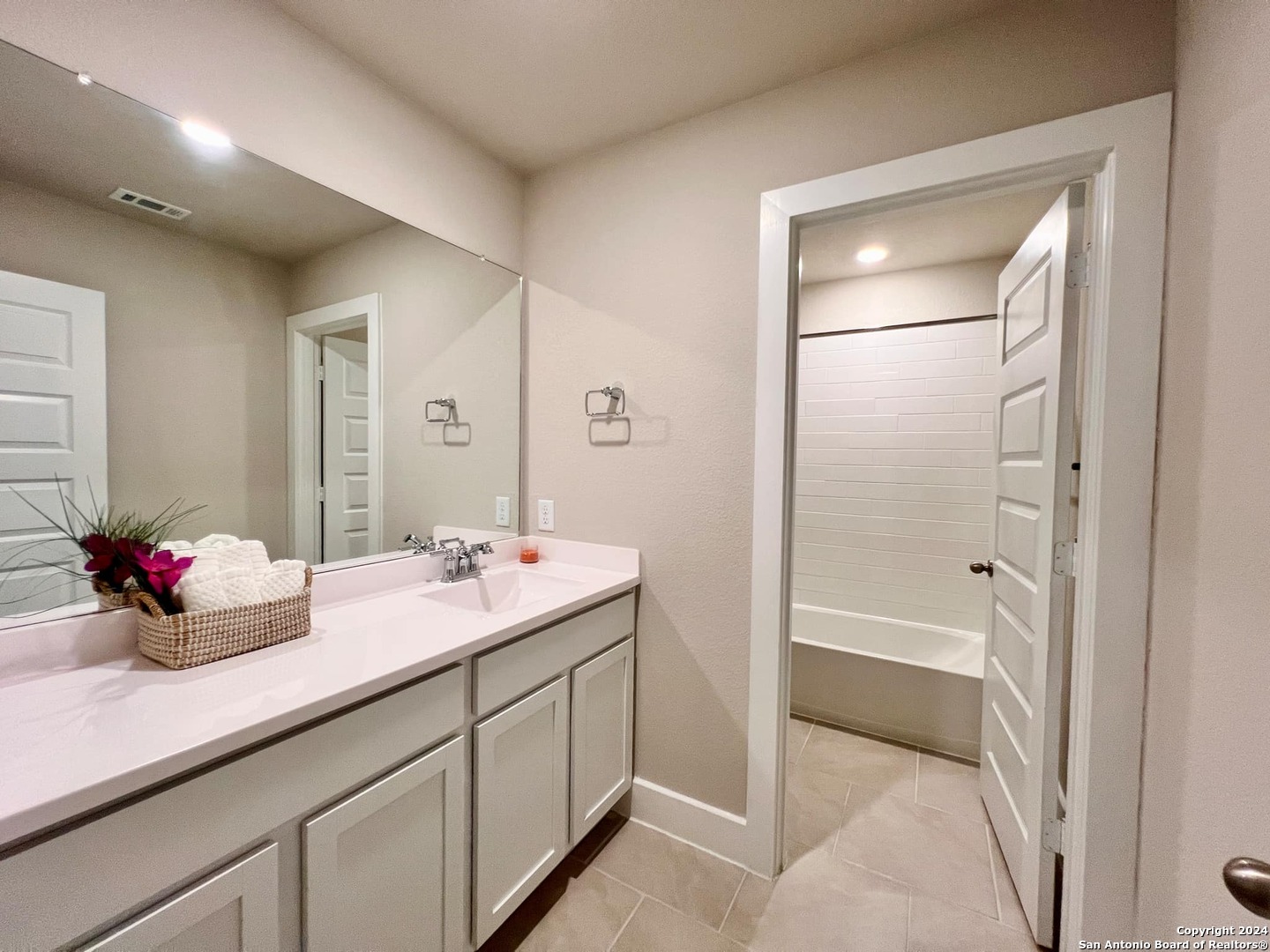 20929 RINDLE LN
