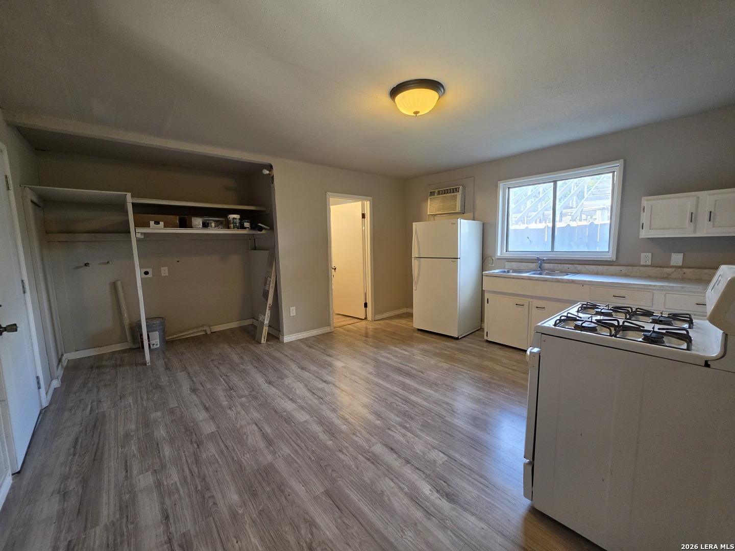 1222 BRIGHTON