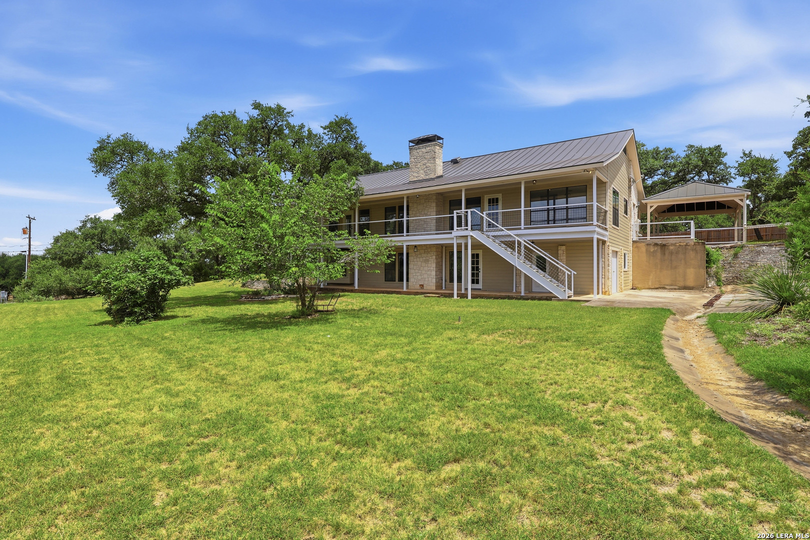 28225 ROYAL ASCOT DR