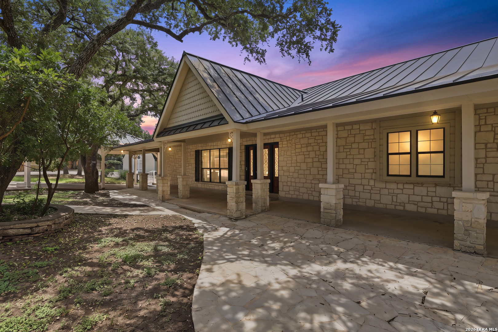 28225 ROYAL ASCOT DR