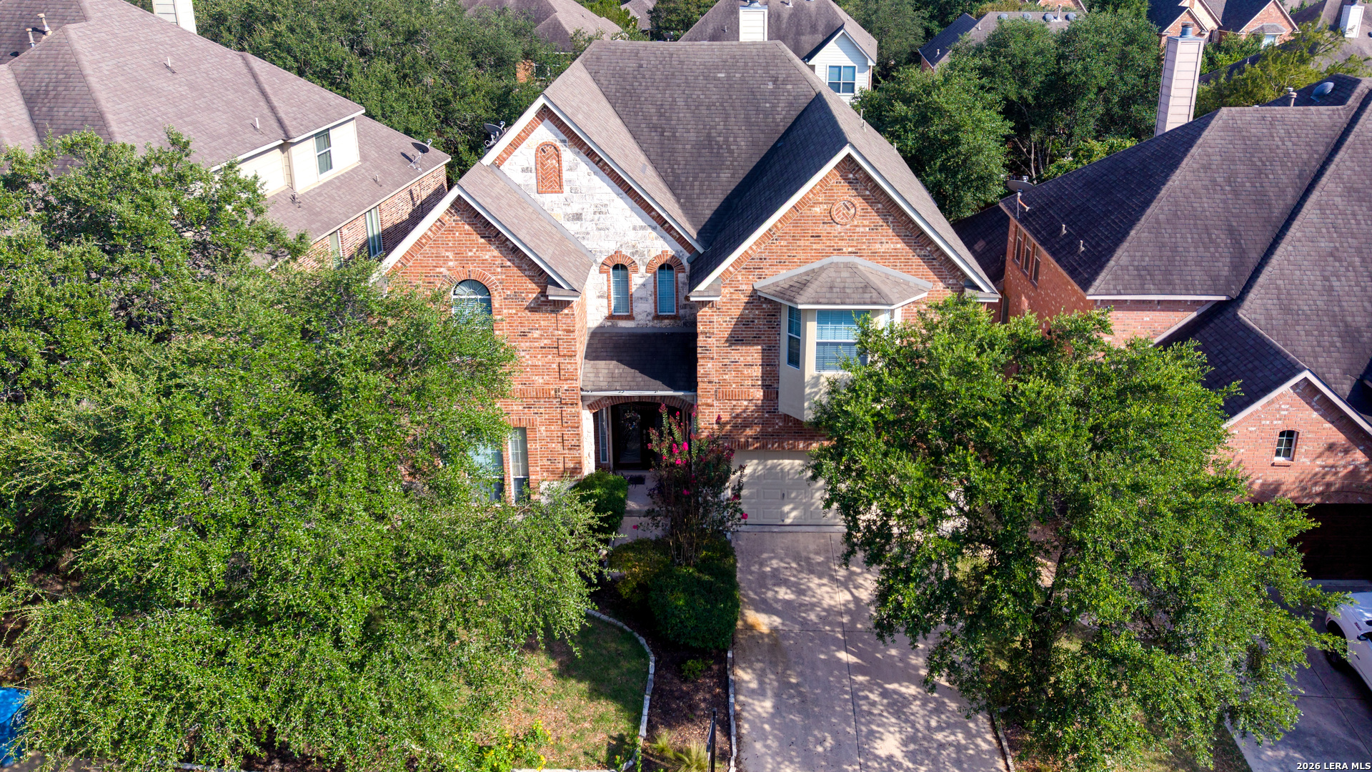 3422 Pinnacle Dr