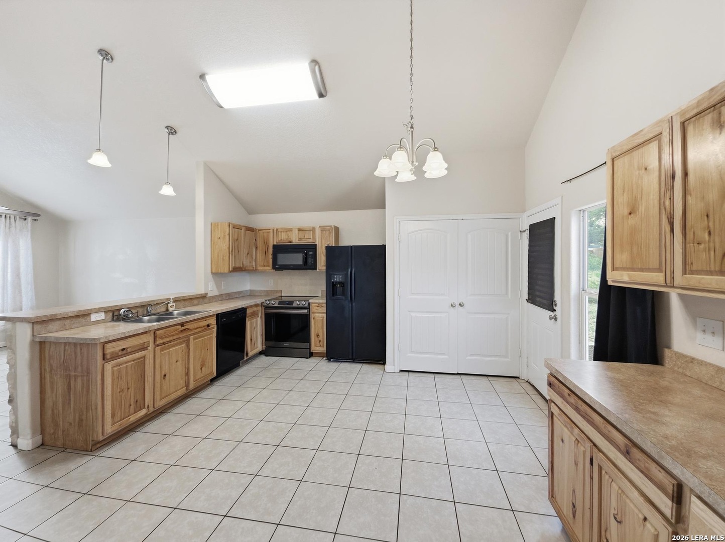 473 HIGH DR