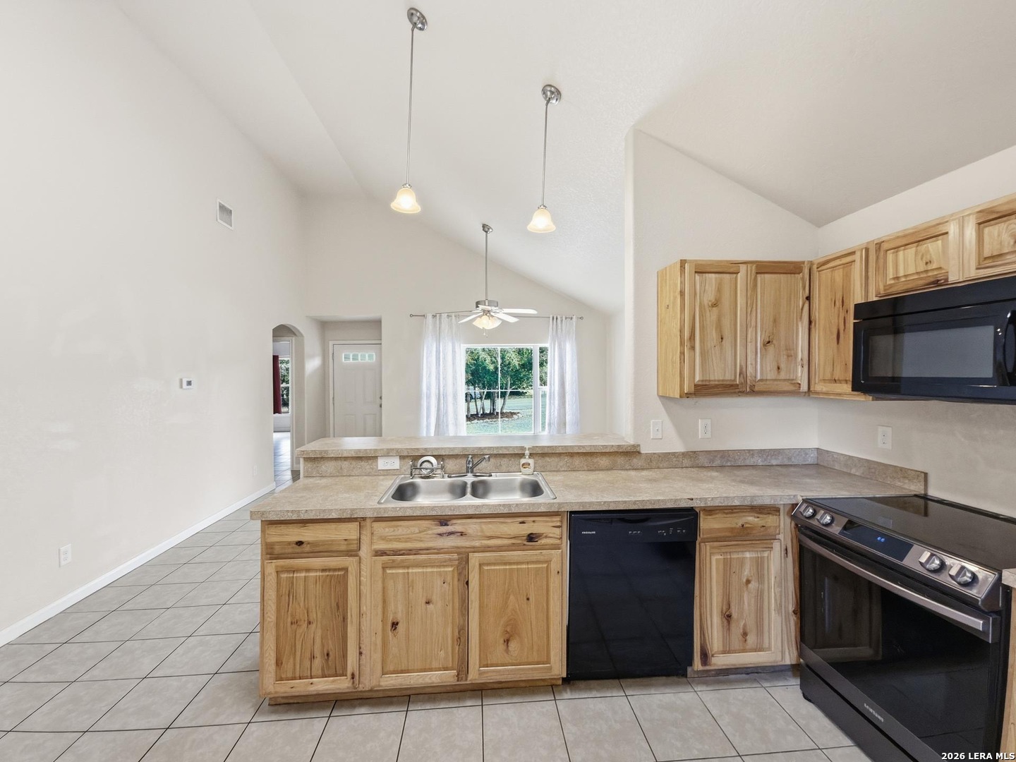 473 HIGH DR