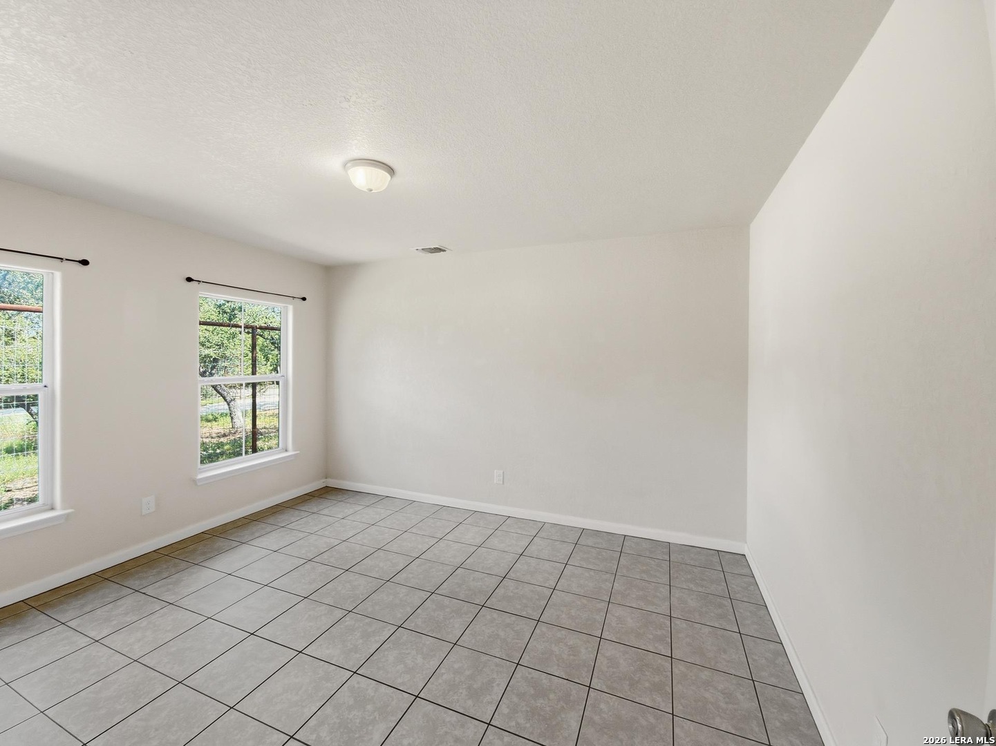 473 HIGH DR