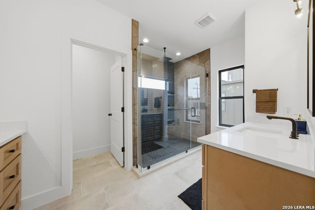 107 DOWDY ST