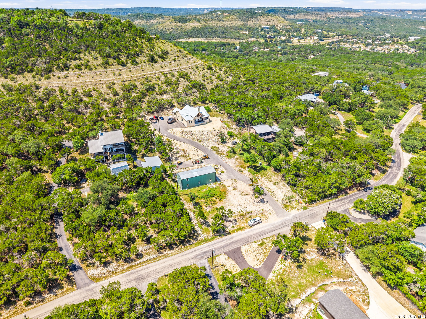 348 WHITE OAK DR