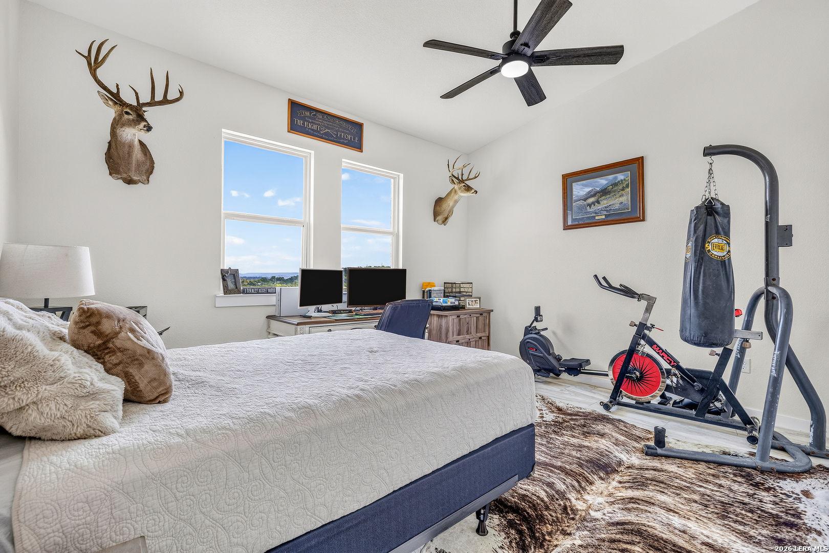 348 WHITE OAK DR