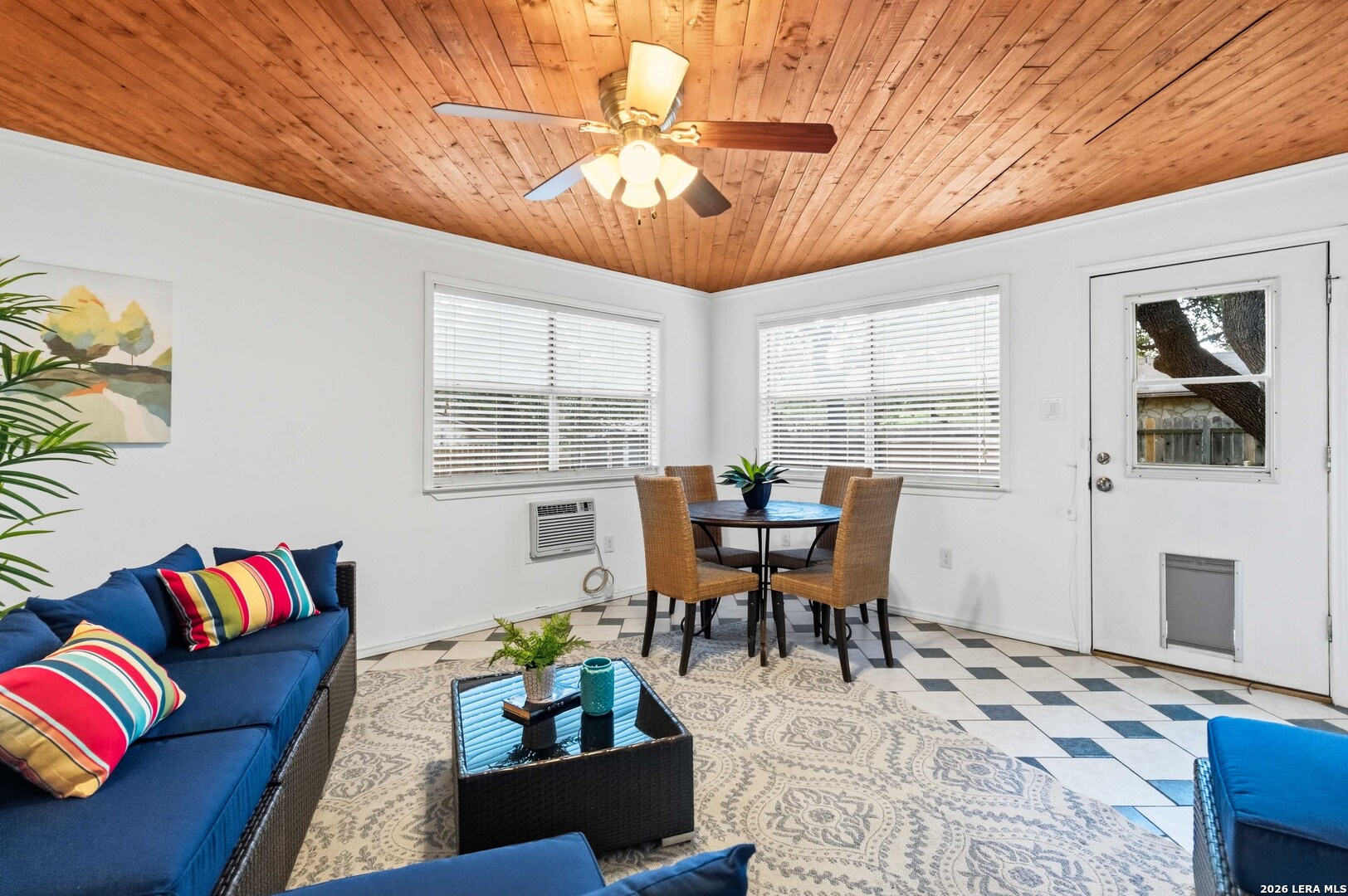 13603 Forest Walk