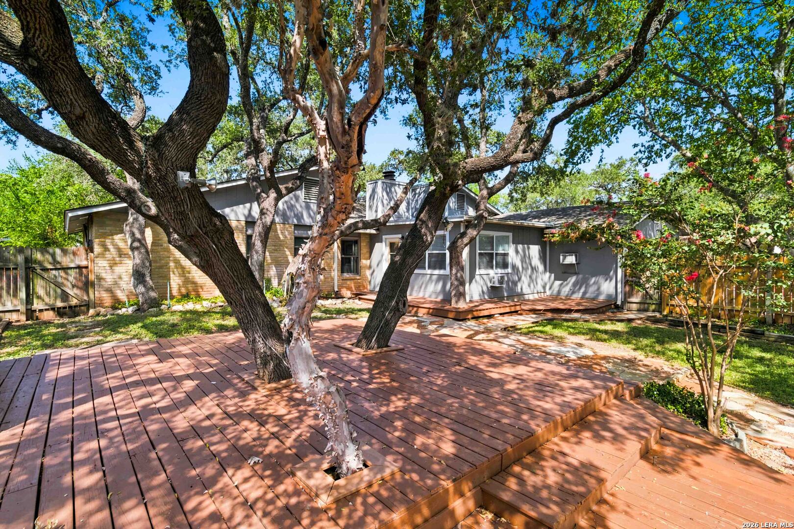 13603 Forest Walk